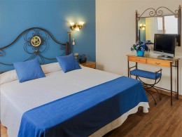 2 Noches para 2 adultos en Estudio con Terraza Vista Mar