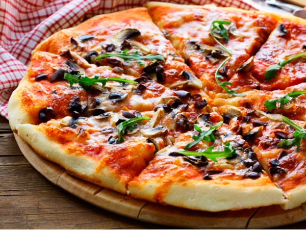 Menú de pizzas para 2 personas en El Abogado