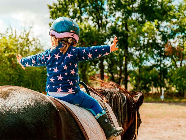 Paseo a caballo para niño en Santiago del Teide