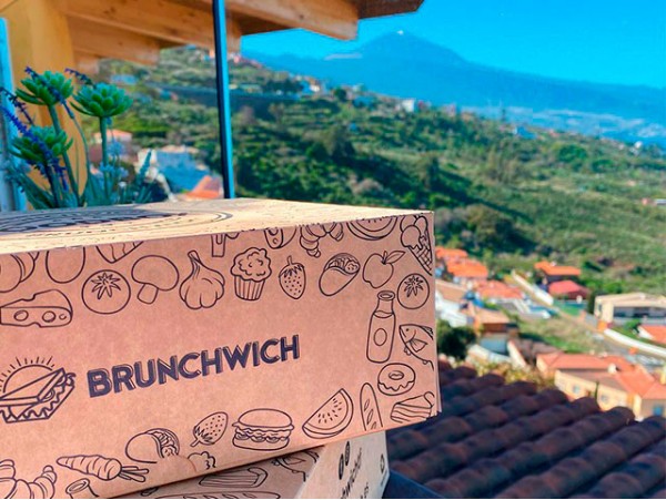 Brunch Food Box para 2 a domicilio con tarjeta personalizada 