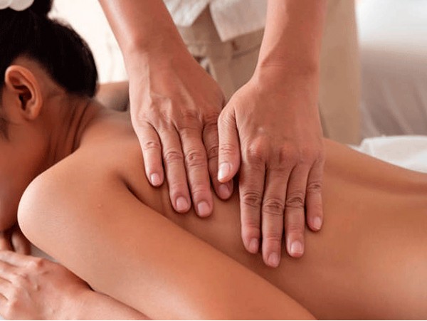 Sesión de masaje relajante o para tensión muscular + presoterapia en Santa Úrsula