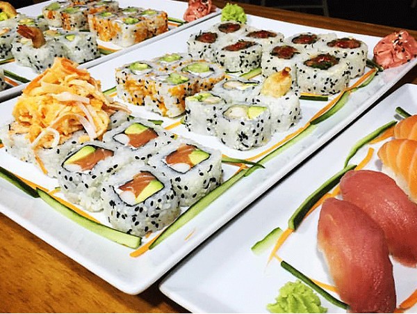 Menú degustación japonés para 2 en Tsuki Sushi Los Cristianos