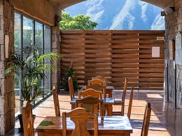 Brunch+Entradas a las Pirámides de Güímar para 2 adultos + 1 niño