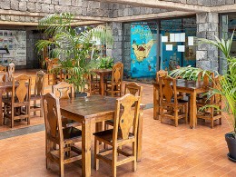 Brunch+Entradas a las Pirámides de Güímar para 2 adultos + 1 niño