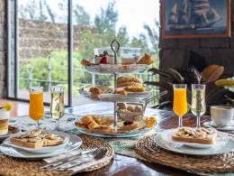 Brunch+Entradas a las Pirámides de Güímar para 2 adultos + 1 niño