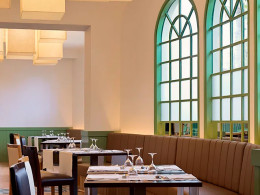 Estancia para 2 adultos con media pensión en habitación doble vista al mar 