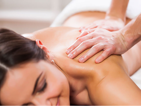 Sesión de masaje relajante o descontracturante con cryogel 