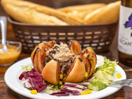 Menú para 2 con parrillada de marisco + botella de vino