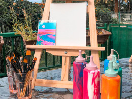 Actividad de pintura con vino y picoteo