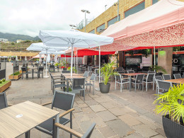 Picoteo para 2 con shisha + mojitos en La Plaza del Quinto Centenario