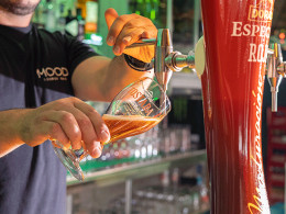 Picoteo para 2 con shisha + mojitos en La Plaza del Quinto Centenario