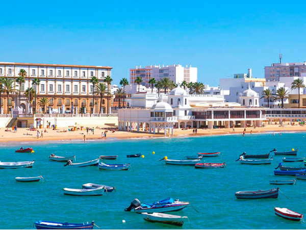 CÁDIZ: Vuelo + hotel + actividad desde Tenerife o Gran Canaria
