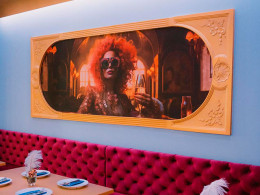 María Antonieta La Reina de los Excesos - Santa Cruz