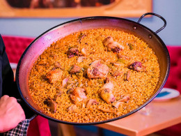 María Antonieta La Reina de los Excesos - Santa Cruz