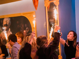 María Antonieta La Reina de los Excesos - Santa Cruz