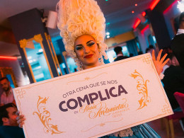 María Antonieta La Reina de los Excesos - Santa Cruz