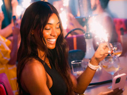 María Antonieta La Reina de los Excesos - Santa Cruz