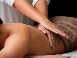 Masaje a elegir entre distintas disciplinas con Aroma Oil en La Laguna