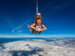  Salto en paracaídas en Tándem desde 3000m de altura