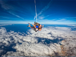  Salto en paracaídas en Tándem desde 3000m de altura