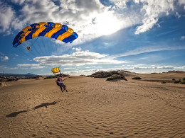  Salto en paracaídas en Tándem desde 3000m de altura