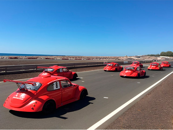 Vueltas de conducción con Fun Cup en el Circuito de Maspalomas 