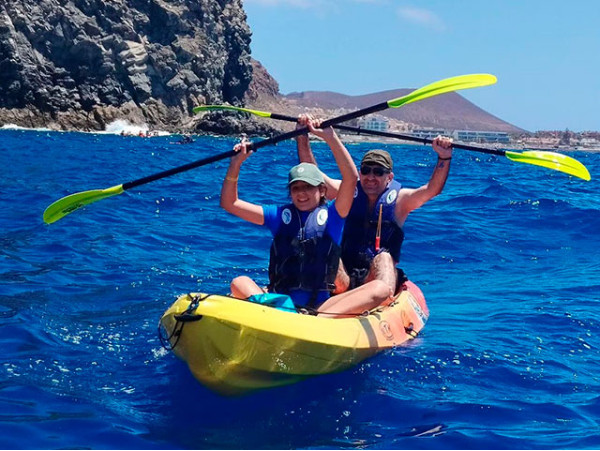 Excursión guiada en kayak + snorkel en Los Cristianos