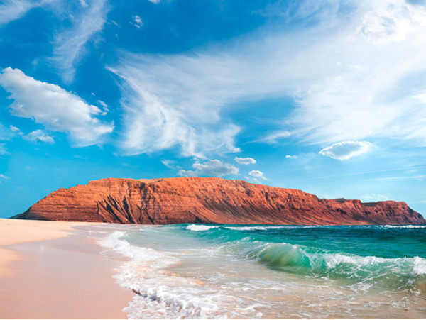 LANZAROTE: Vuelo + hotel + traslados desde Tenerife