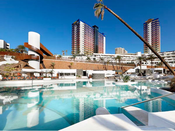 DayPass feria familiar en la piscina Lagoon de Hard Rock Hotel 