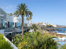 Brunch con vistas al mar para 2 frente al Lago Martiánez