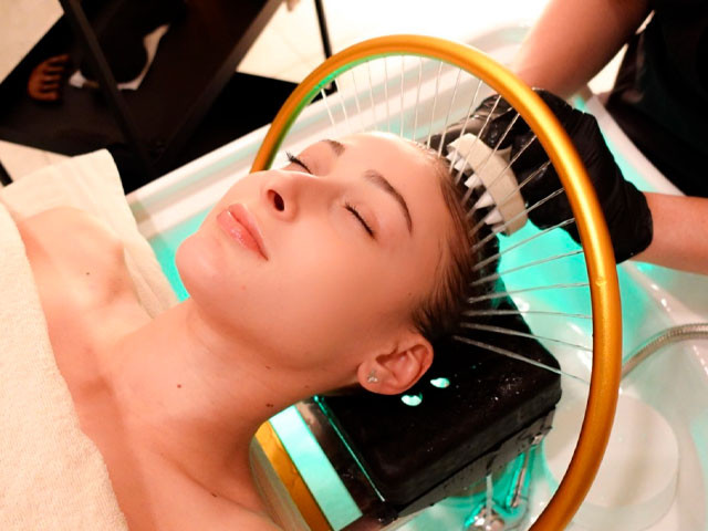 Tratamiento head spa japonés con masaje presoterapia en Santa Cruz