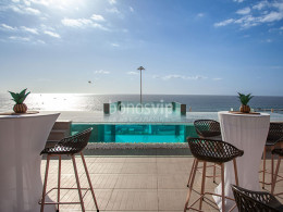 Sky bar Los Olivos Beach Resort - Costa Adeje