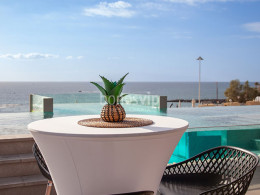 Sky bar Los Olivos Beach Resort - Costa Adeje