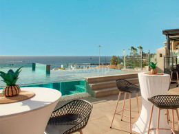 Sky bar Los Olivos Beach Resort - Costa Adeje