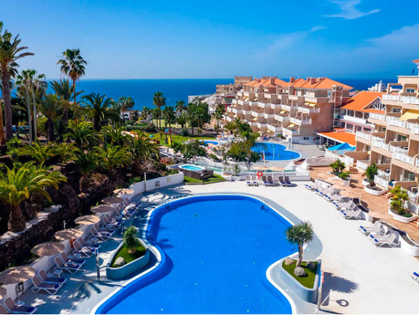 2 o 3 noches SEMANA SANTA para 2 con TODO INCLUIDO en Suite Vista Mar lateral o Piscina + late check out con todo incluido 