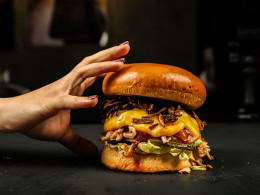 Menú rockero para 2 en La Playa de Las Canteras