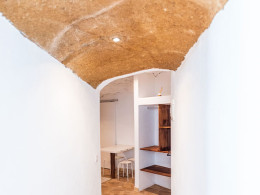 Estancia para 4 en Cueva de lujo Guayarmina con botella de cava + late checkout