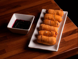 Henko Lounge - Santa Cruz