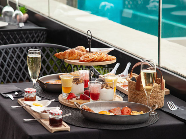 Brunch para 2 frente al mar ¡En el cielo!