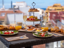 The roof bar & terrace - El Puerto de la Cruz