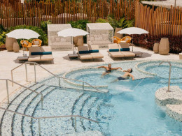 2 noches en Deluxe Gold con desayuno para 2 adultos + 1 niño + acceso al Spa + atenciones a la llegada