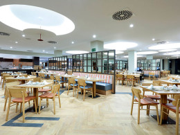 2 noches en Deluxe Gold con desayuno para 2 adultos + 1 niño + acceso al Spa + atenciones a la llegada