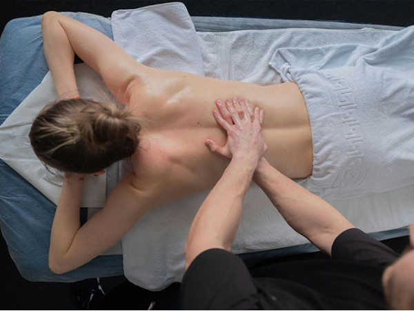 Sesión de fisioterapia en La Laguna
