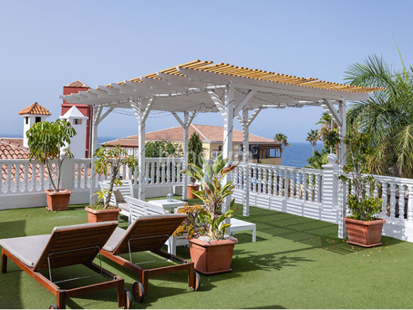 1 o 2 noches para 2 con pack de bienvenida en Costa Adeje