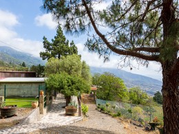 Menú para 2 con cata de vinos + visita a la bodega