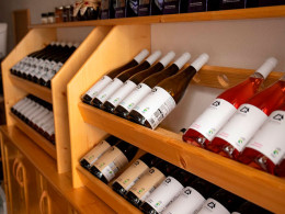 Menú para 2 con cata de vinos + visita a la bodega