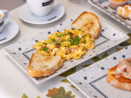 Café & Bar En La Esquina Te Espero - La Cuesta