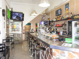 Café & Bar En La Esquina Te Espero - La Cuesta