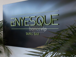 Menú para 2 en Enyesque + cóctel de autor en el Vértigo