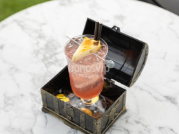 Menú para 2 en Enyesque + cóctel de autor en el Vértigo